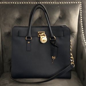 LARGE MK SAFFIANO HAMILTON NAVY TOTE